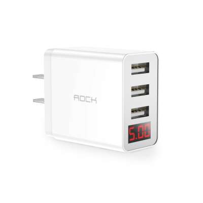 Fireproof ABS+PC heavy current charger AC100-240v digital display three-port usb fast charger plug for travel